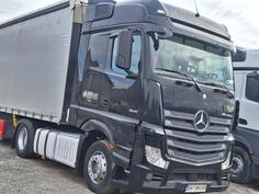 Mercedes Benz - MP 4