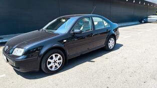 Volkswagen - Bora - 1.9 TDI