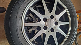 DEZENT felne i petlas gume