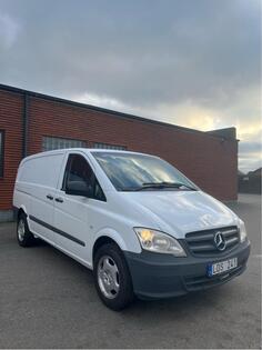 Mercedes Benz - 111