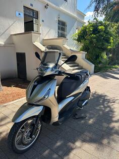 Piaggio - beverly 300 hp-e