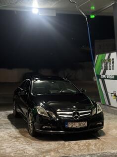 Mercedes Benz - E 220 - 220