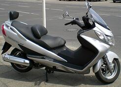 Suzuki - Burgman 400