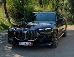 BMW - 740 - M