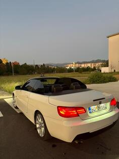 BMW - 320 - 320d e93