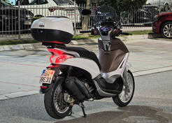Piaggio - beverly 300
