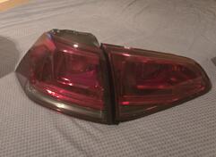 Oba stop svjetla za Volkswagen - Golf 7    - 2013