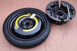 Fabričke felne i continental gume