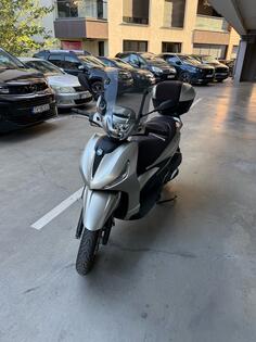 Piaggio - Beverly 300