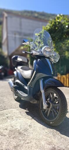 Piaggio - Beverly