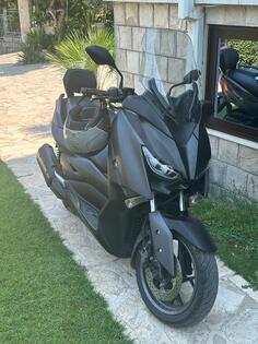 Yamaha - xmax
