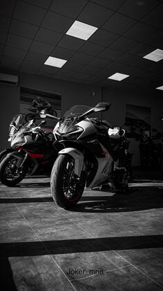 CFMoto - 675 SR R