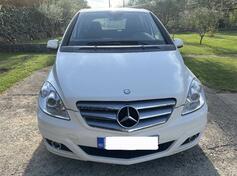 Mercedes Benz - B 180