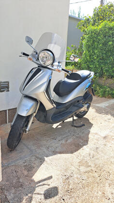 Piaggio - Beverly