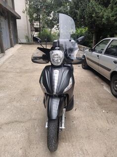 Piaggio - Beverli 300