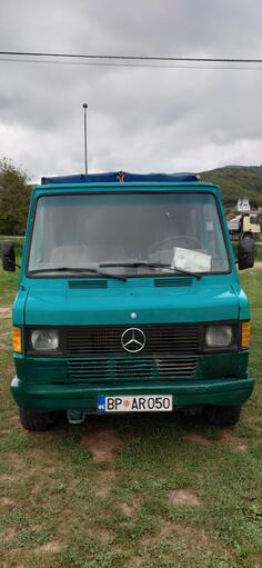 Mercedes Benz - 209D