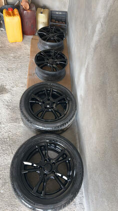 O.Z. Racing felne i mmm gume