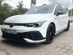 Volkswagen - Golf 8 - 2.0