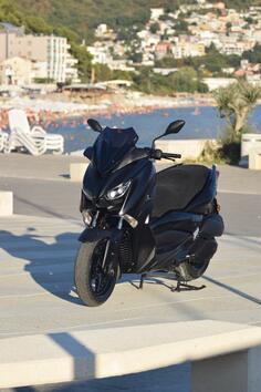 Yamaha - Xmax 300