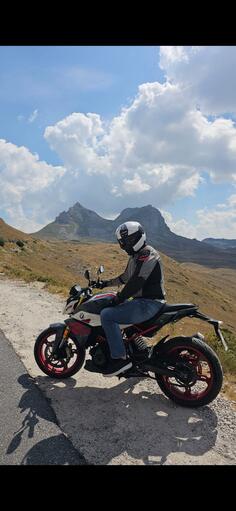 BMW - G310R