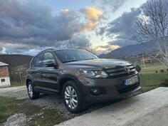Volkswagen - Tiguan - 2.0 tdi