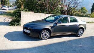 Alfa Romeo - 159 - 1.9