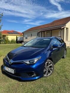 Toyota - Auris - 1.8 HYBRID