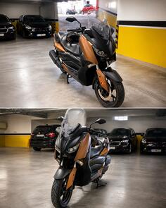 Yamaha - Xmax 300