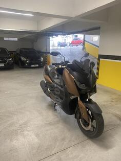 Yamaha - Xmax 300