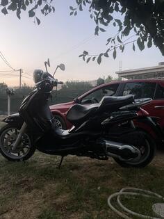 Piaggio - beverly 500