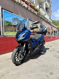 Honda - ADV 350
