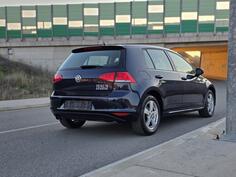 Volkswagen - Golf 7 - 2.0 bluemotion