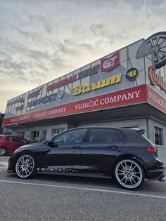 Volkswagen - Golf 8 - GTI