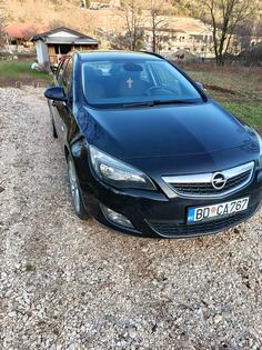 Opel - Astra - 1.4 Turbo Sport