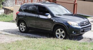 Toyota - RAV 4 - 2.2d-CAT