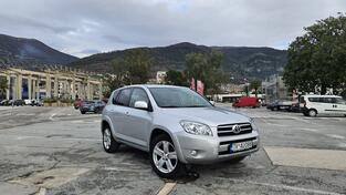 Toyota - RAV 4 - 2.2 D-CAT