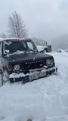 Mitsubishi - Pajero - 2,5