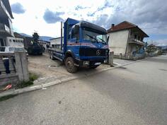 Mercedes Benz - 2535