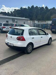 Volkswagen - Golf 5 - 2.0 tdi