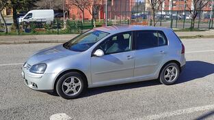 Volkswagen - Golf 5 - 2.0 TDI