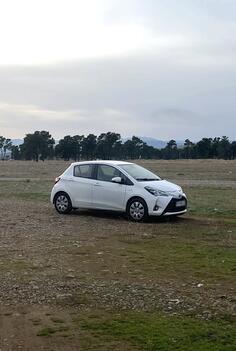 Toyota - Yaris - 1.5 HYBRID AUTOMATIK