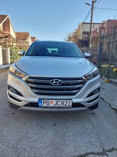 Hyundai - Tucson - 1.7 CRDI