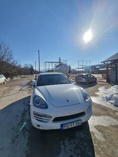 Porsche - Cayenne