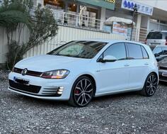 Volkswagen - Golf GTI