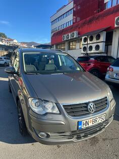 Volkswagen - Touran - 2.0 TDI automatik