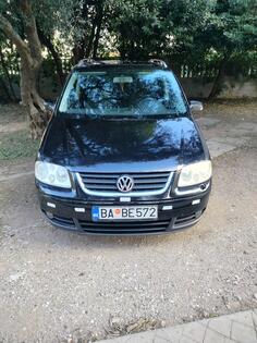 Volkswagen - Touran