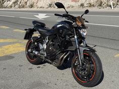 Yamaha - MT 07