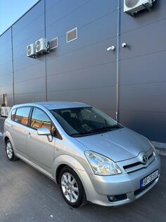 Toyota - Corolla Verso - 2.2D4D