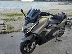 Kymco - AK 550 premyum