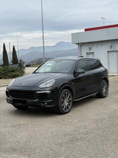 Porsche - Cayenne - Porsche Cayenne GTS